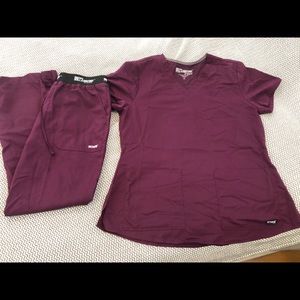 Greys Anatomy scrub set size M. Not worn.
